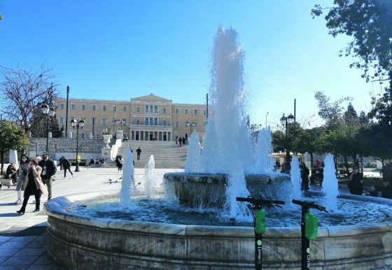 Площадь Синтагма в центре Афин