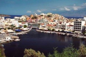 Айос Николаос - один из наиболее живописных и харизматичных городков Крита