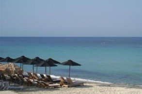 Пляж Неа Фокеа наиболее приближен к Салоникам