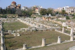По расчетам археологов, самые древние захоронения на территории Керамикоса относятся к III тысячелетию до н.э.