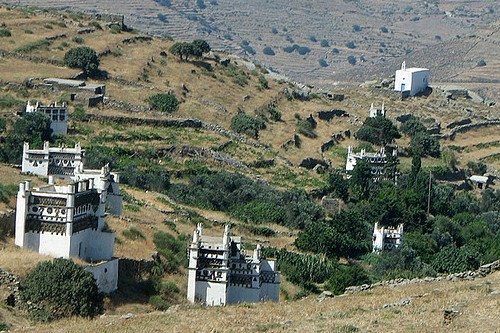 Остров Тинос в Греции: оригинальные голубятни в венецианском стиле