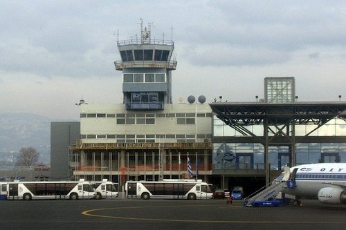 Аэропорт Салоник (Македония). Вид снаружи