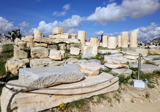 Руины на Акрополе